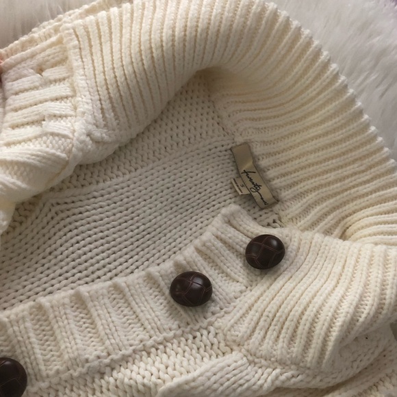 Forever 21 ❄️ Cable Knit Belted Sweater Vest - Picture 5 of 8